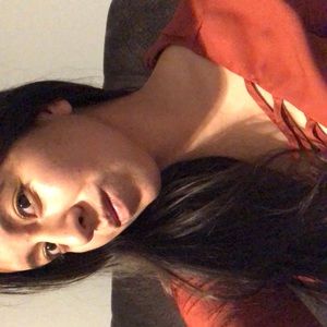 Meet your Posher, Sarahi